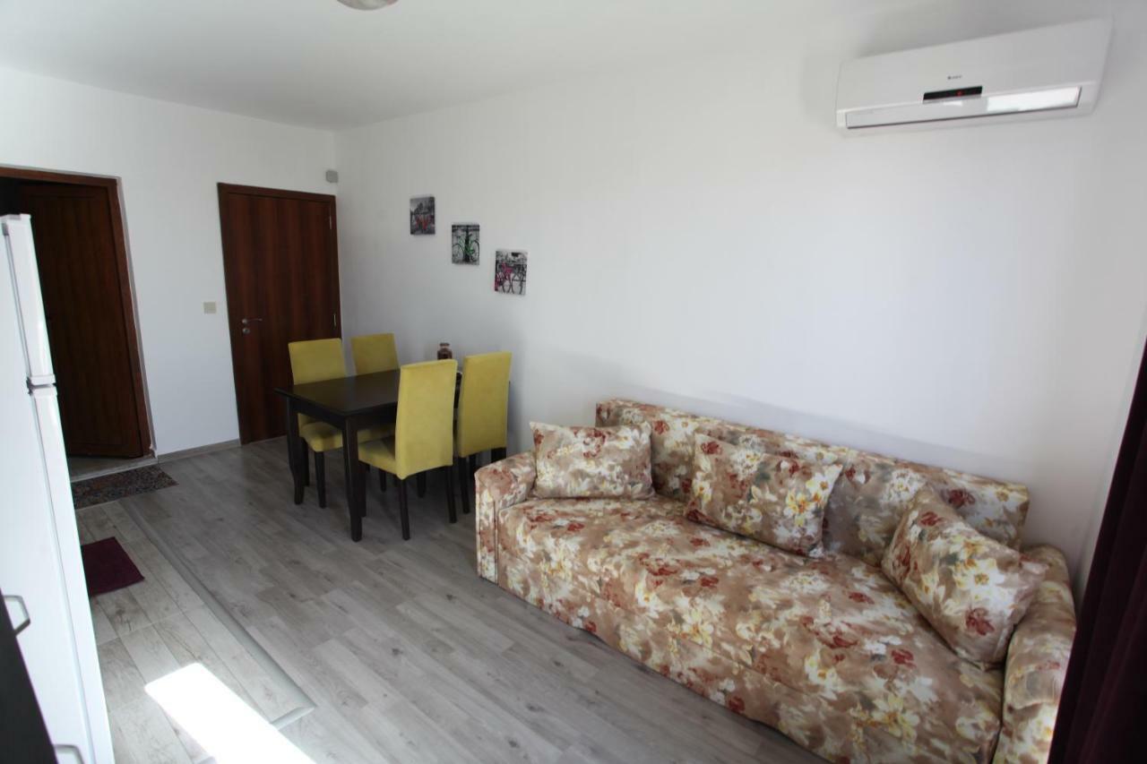 Villa Salena Primorsko Luaran gambar
